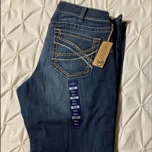 Brand new Ariat Savanah 7 jeans 34 xl